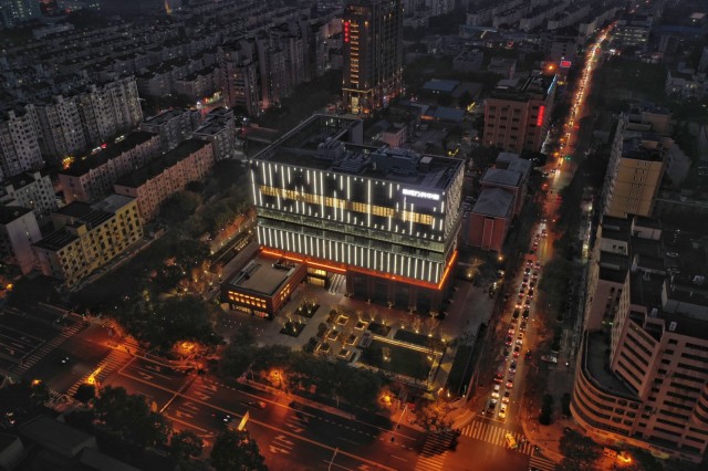 Aerial shot of Xīn Mín Vanke Center and its sustainable architecture